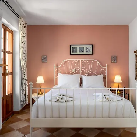 Evi Tatil Evi Chalki Town